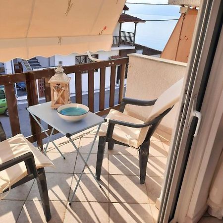 Beautiful Seaside Studio Akráta Ngoại thất bức ảnh